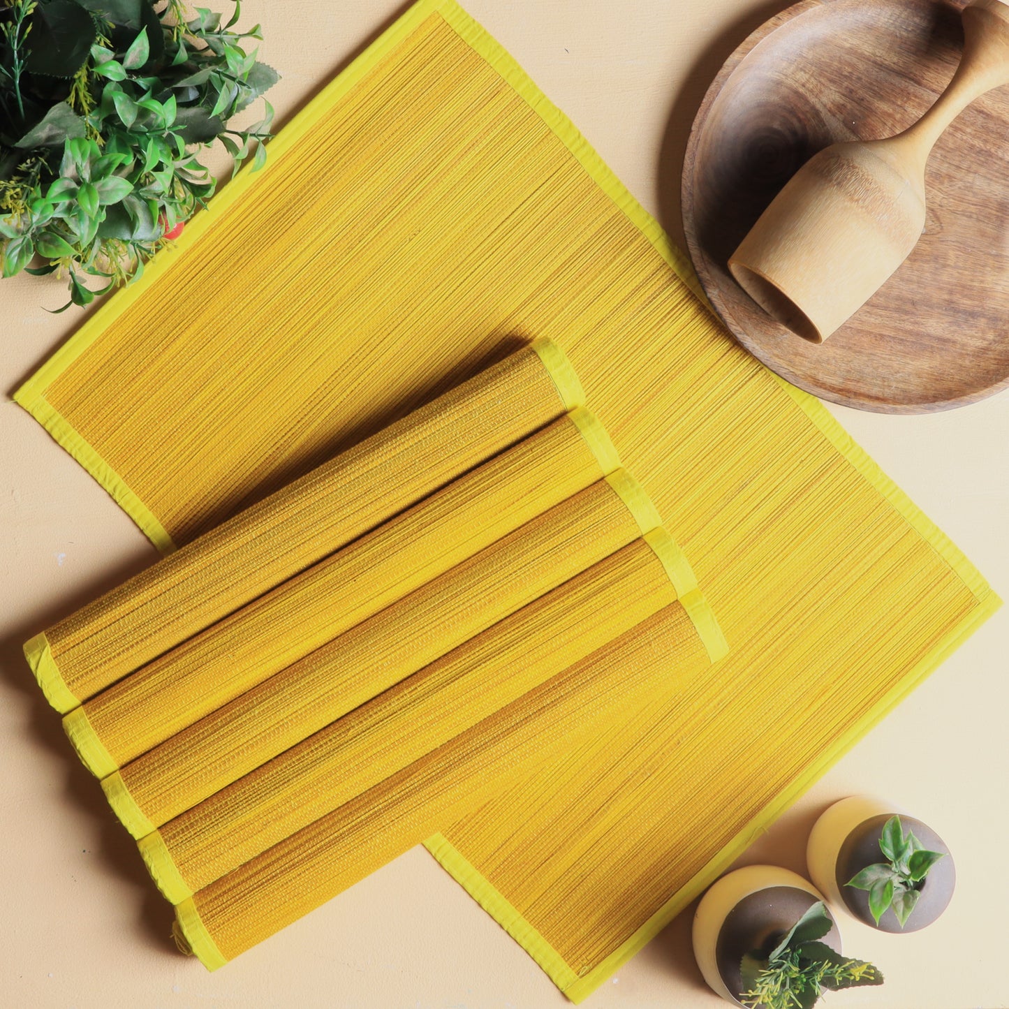 Curtain & Dining Mat Combo - Yellow